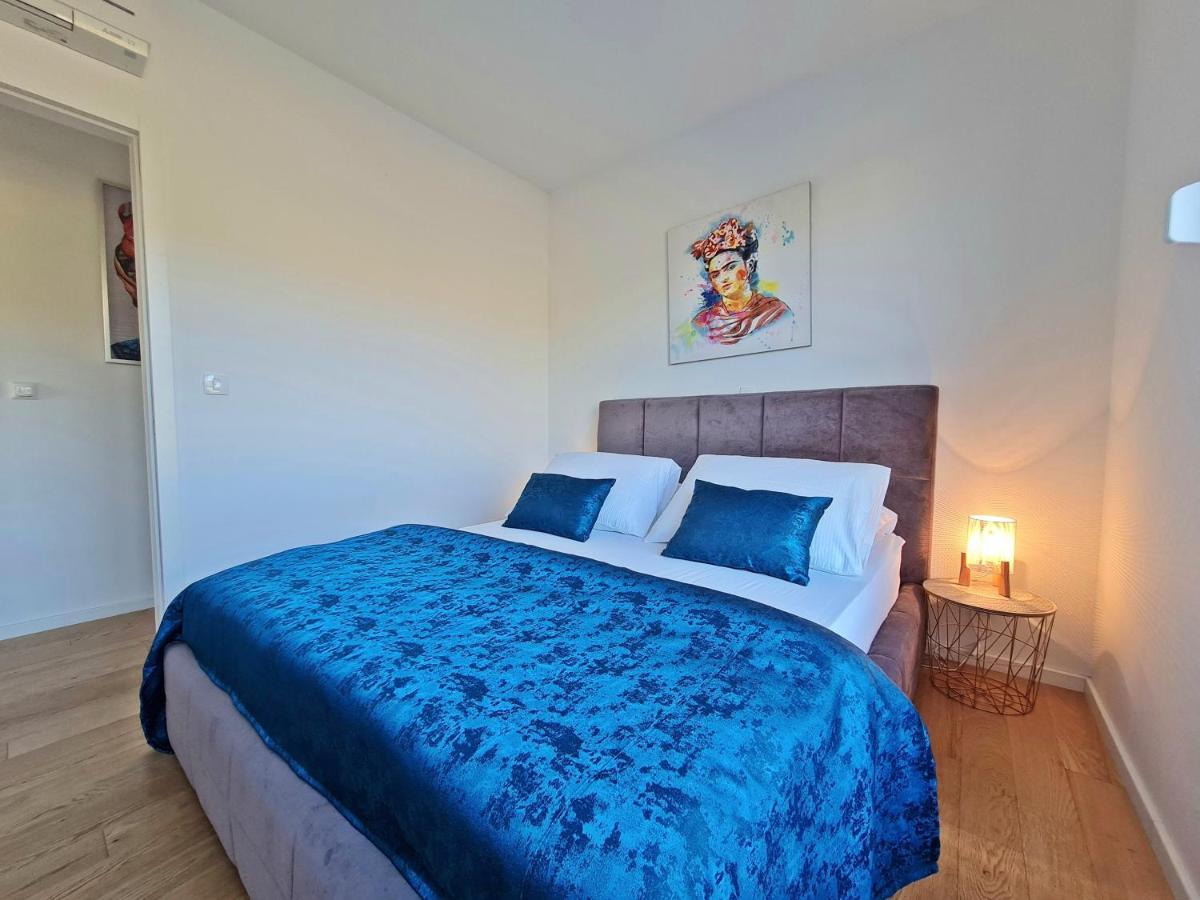 Apartment Stellamare สปลิท ภายนอก รูปภาพ
