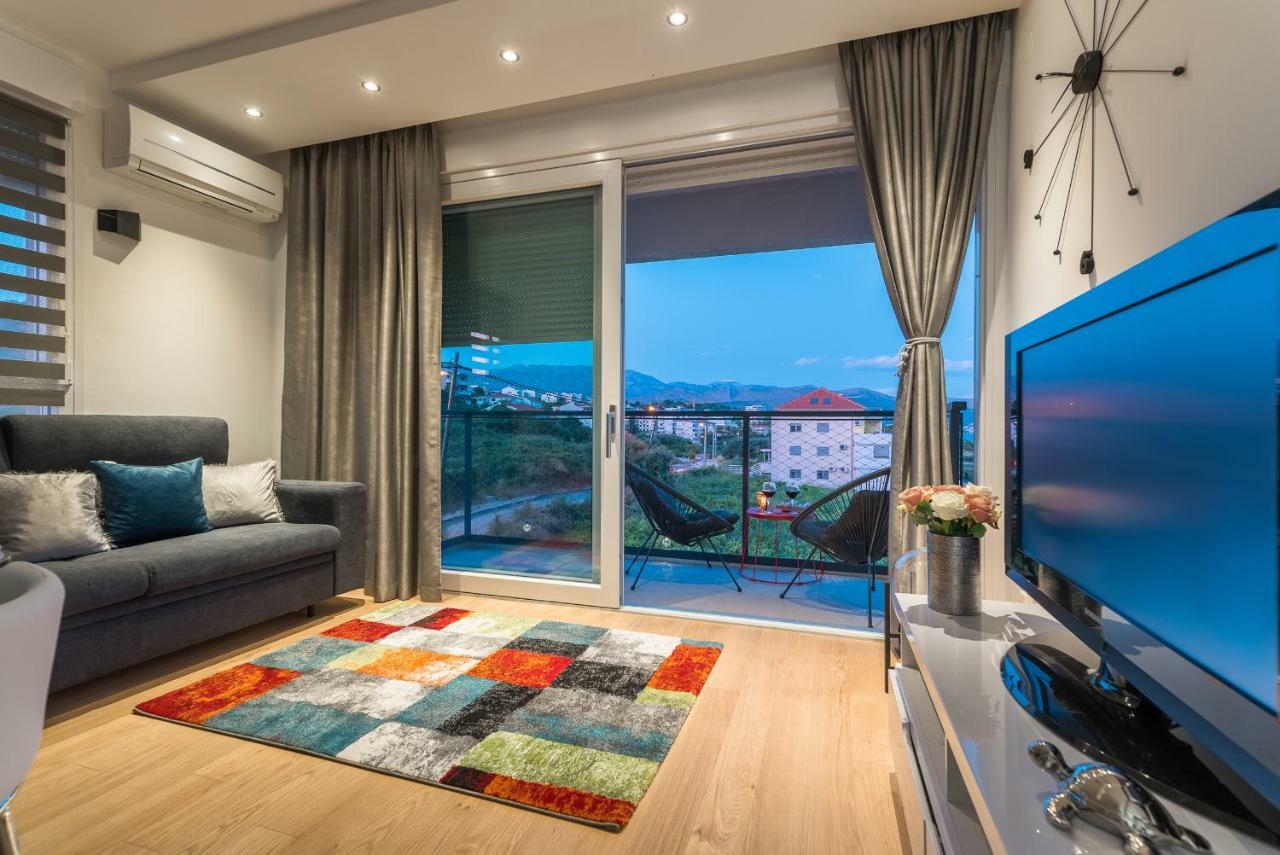 Apartment Stellamare สปลิท ภายนอก รูปภาพ